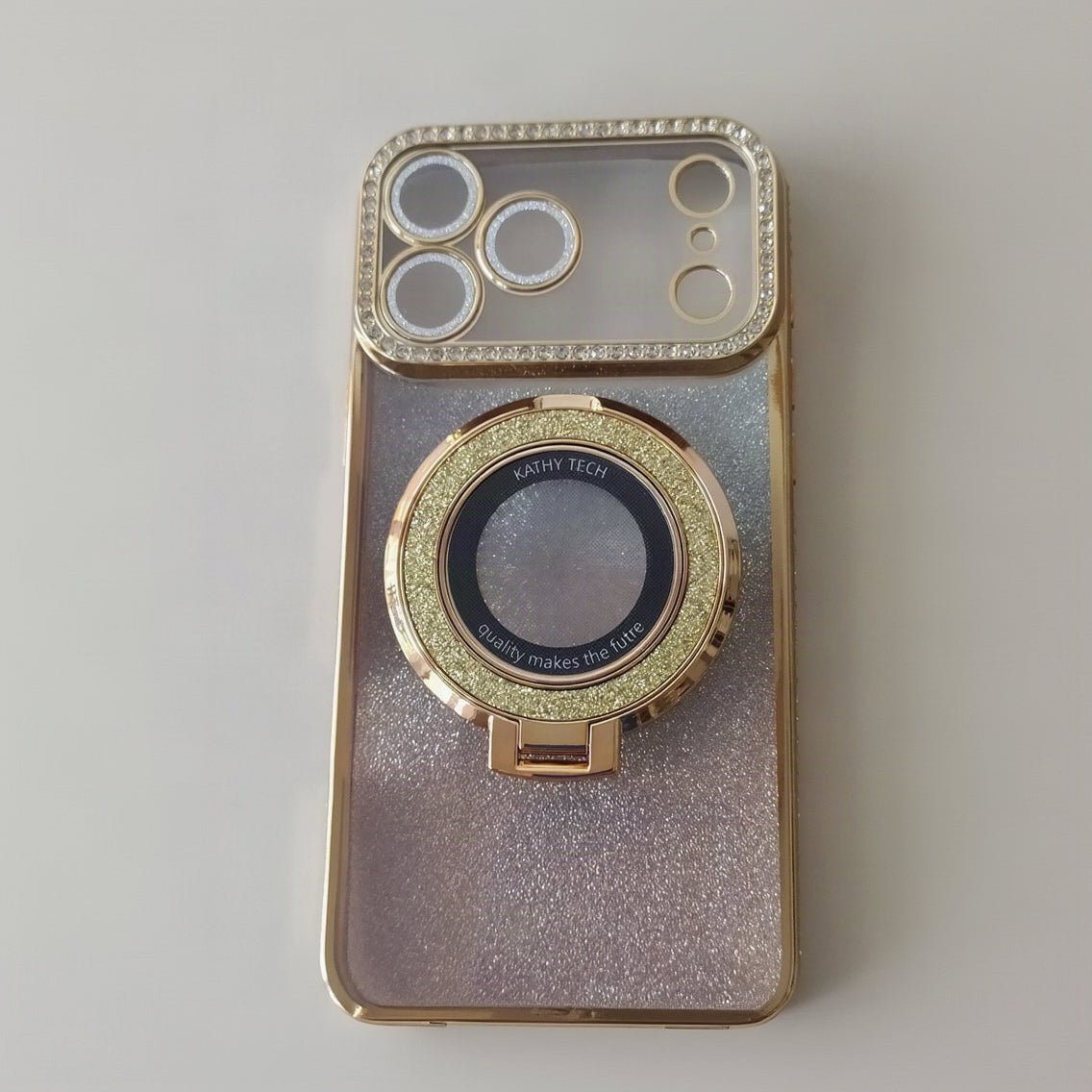 Coque iPhone 17 Pro Cristal Chic or One2K – deuxième vue présentation

